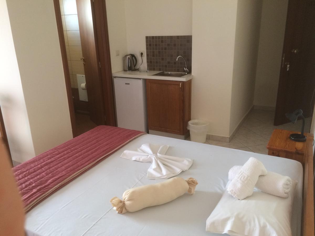 Molos Beach Rooms キサモス エクステリア 写真